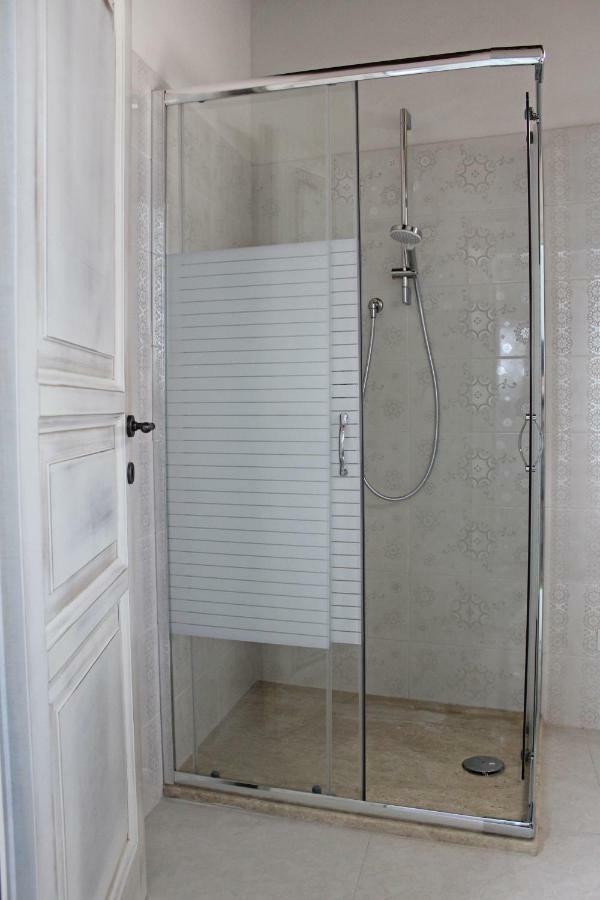 Ogliastra Luxury Apartment - Ajpsardinia Тортолі Екстер'єр фото