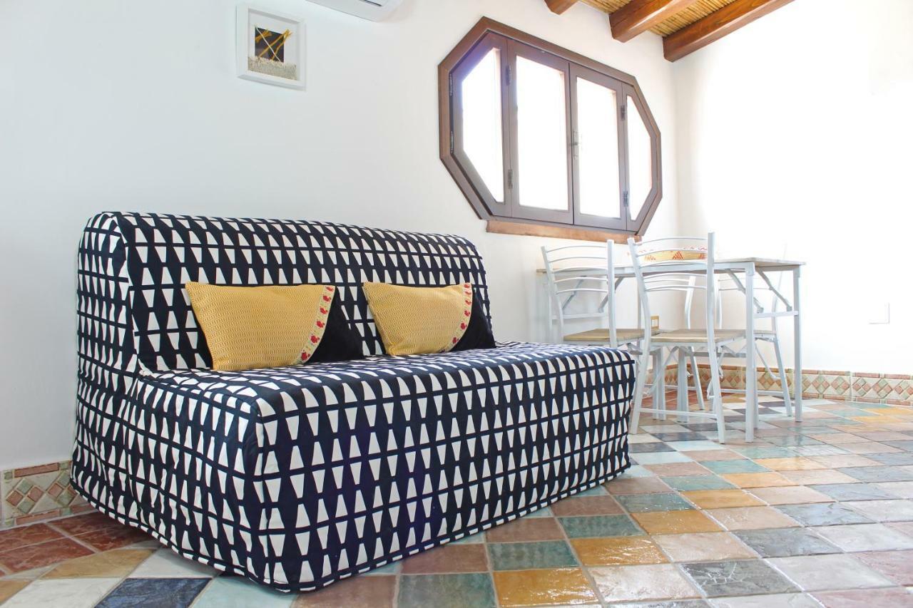 Ogliastra Luxury Apartment - Ajpsardinia Тортолі Екстер'єр фото